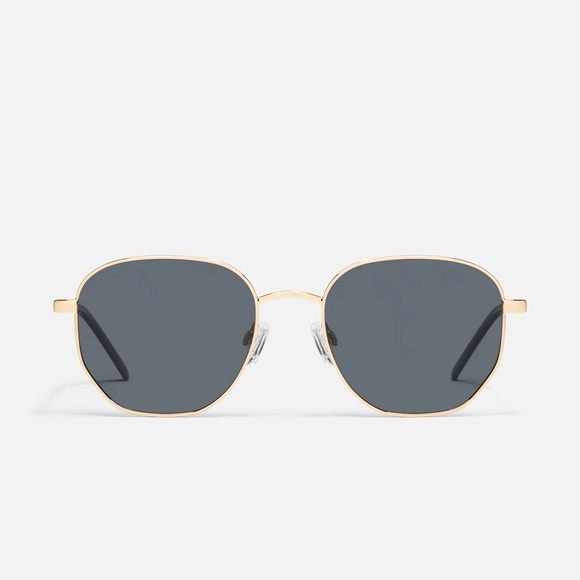 New Quay Big Time Gold Frame / Smoke Polarized Lens SKU 37381‎